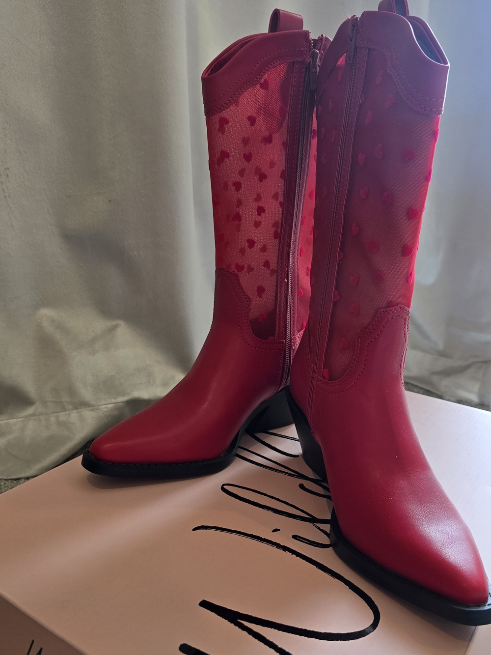 Red Heart Mesh Western Cowboy Boots | Valentine Cowgirl Size 6 - Picture 3 of 6